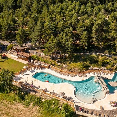 Camping Rcn Les Collines De Castellane Dış mekan fotoğraf