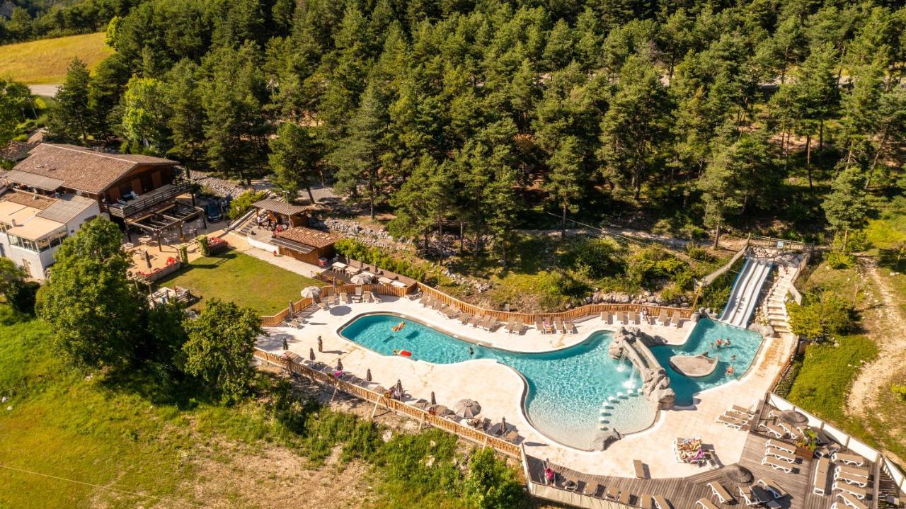 Camping Rcn Les Collines De Castellane Dış mekan fotoğraf