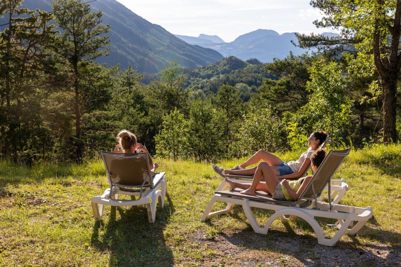 Camping Rcn Les Collines De Castellane Dış mekan fotoğraf