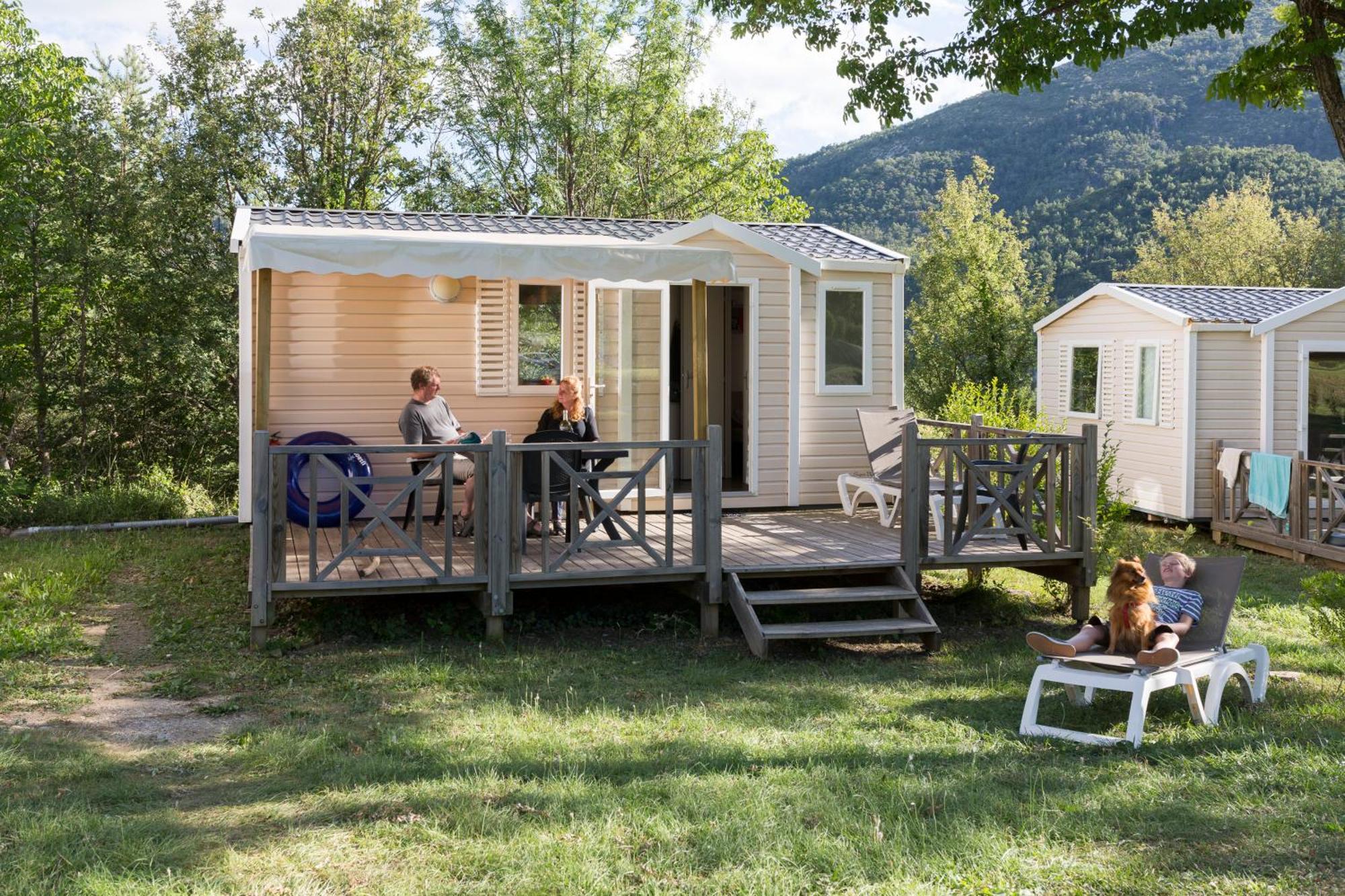 Camping Rcn Les Collines De Castellane Oda fotoğraf